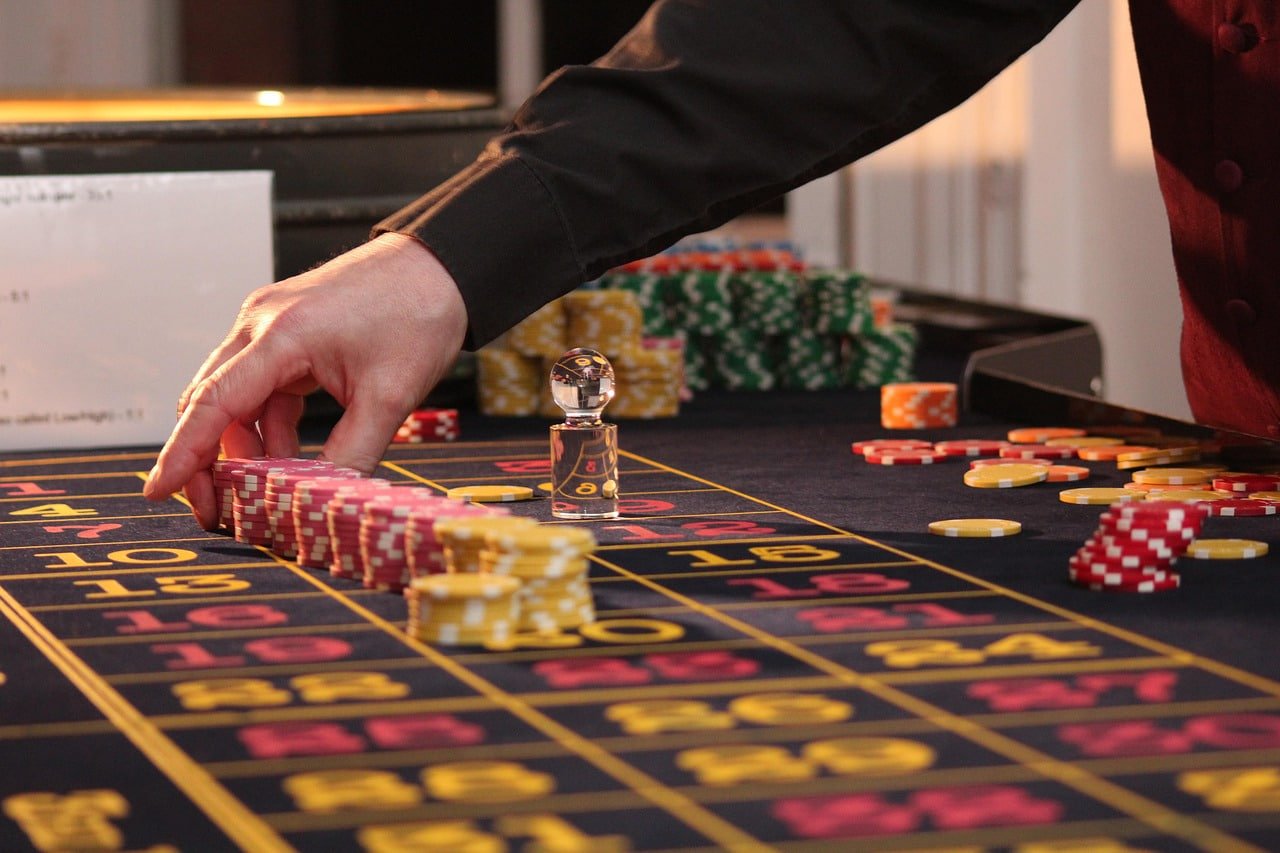 139 slots တိုက်ရိုက် ကာစီနို Live Baccarat Roulette HD Dealer မြန်မာ MMK